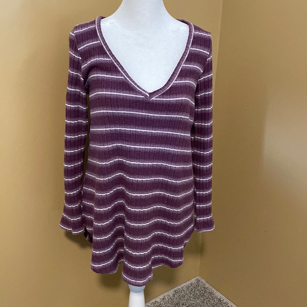 💕 Freeloader V-Neck Tunic Shirt